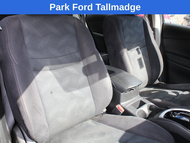 Used 2016 Nissan Rogue S AWD/4WD image 20