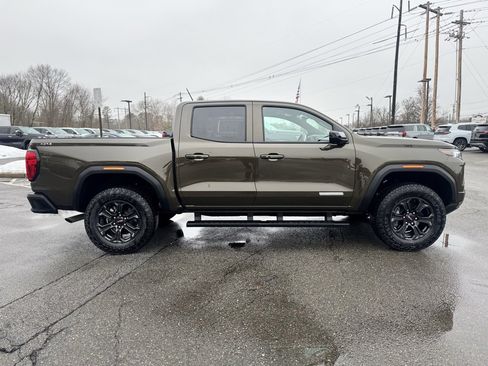 Used 2025 GMC Canyon Elevation w/ Convenience Package image 7