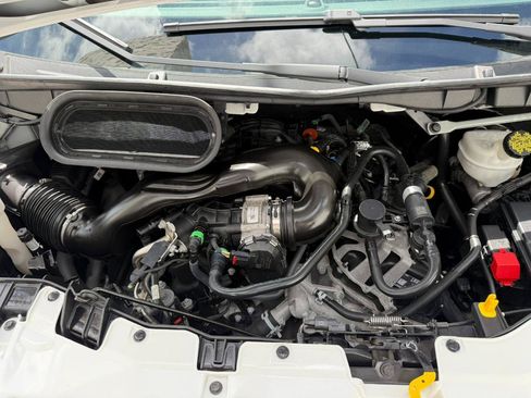 Used 2020 Ford Transit 150 Medium Roof RWD image 19