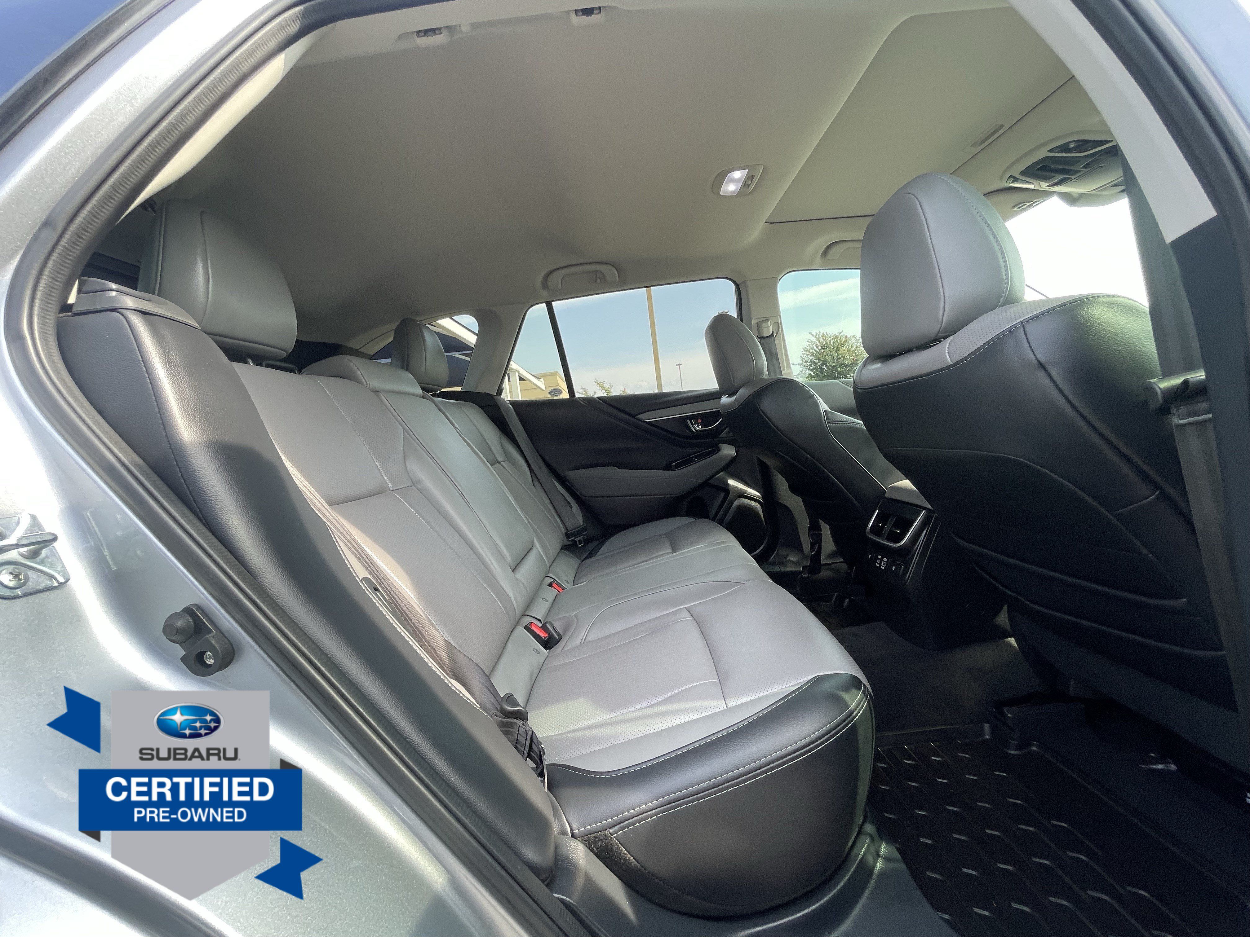 Certified 2025 Subaru Outback Limited AWD/4WD image 12