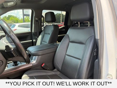 Used 2023 GMC Sierra 1500 SLT w/ SLT Premium Plus Package AWD/4WD image 10