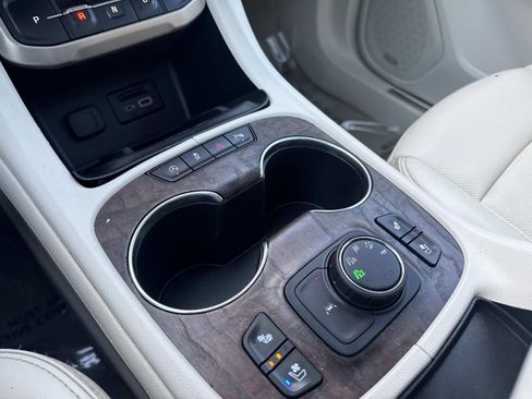 Used 2021 GMC Acadia Denali w/ Denali Ultimate Package image 29