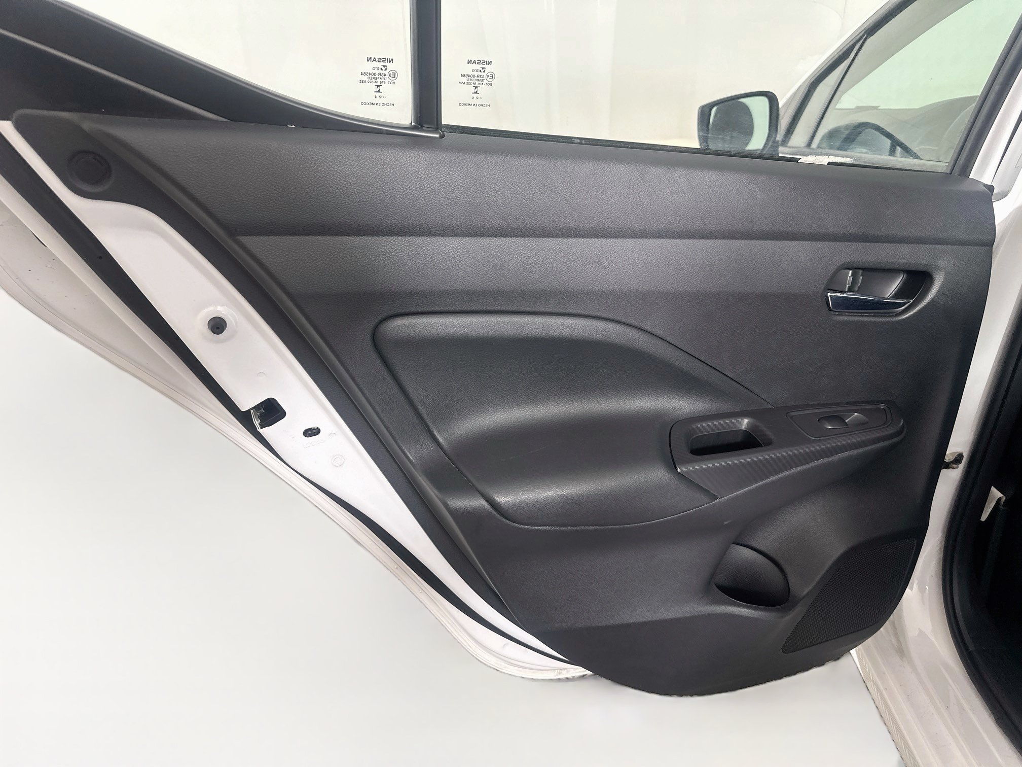 Used 2024 Nissan Versa SV FWD image 24