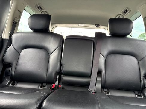 Used 2023 Nissan Armada SL RWD image 23
