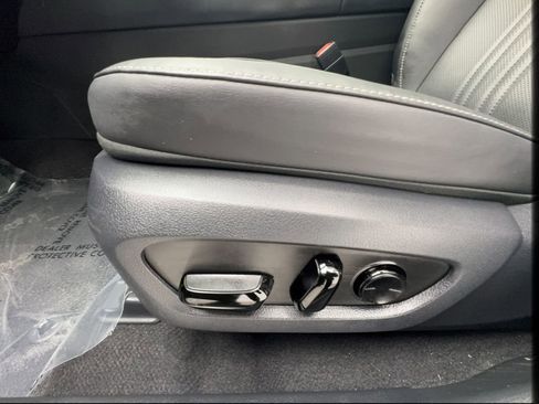 Used 2025 Lexus NX 250 FWD w/ Cold Area Package image 20