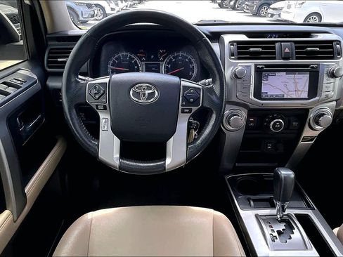 Used 2014 Toyota 4Runner SR5 Premium RWD image 6