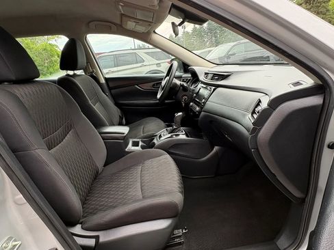 Used 2020 Nissan Rogue S AWD/4WD image 31