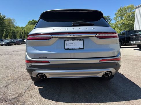Used 2023 Lincoln Corsair AWD w/ Equipment Group 101A image 10
