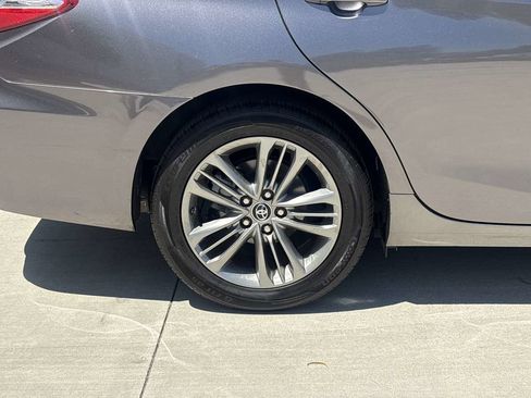 Used 2016 Toyota Camry SE FWD image 9