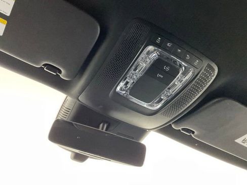 Used 2025 Mercedes-Benz GLA 250 image 23