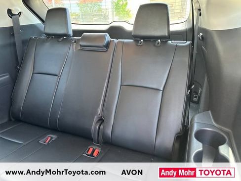 Used 2021 Toyota Highlander Limited AWD/4WD image 12