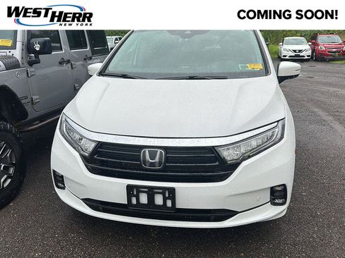 Used 2023 Honda Odyssey Touring image 1