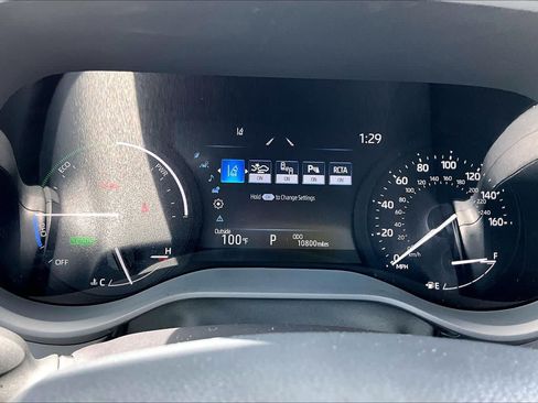 Used 2025 Toyota Sienna XLE w/ XLE Plus Package FWD image 25