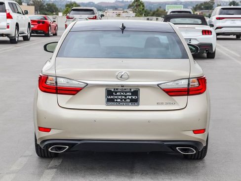 Used 2018 Lexus ES 350 w/ Navigation System Package FWD image 5
