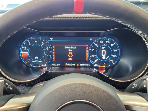 Used 2021 Ford Mustang Shelby GT500 w/ Technology Package RWD image 21