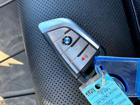 Used 2023 BMW X5 xDrive45e image 36