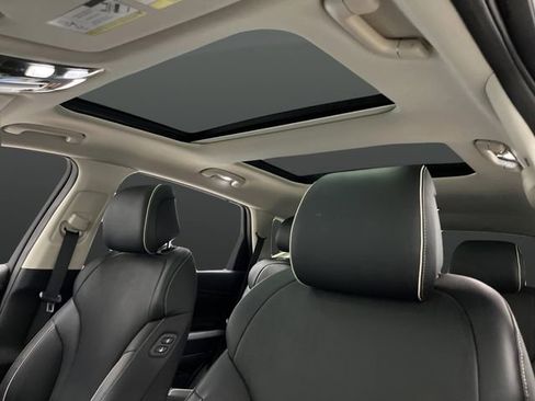 Used 2023 Genesis GV80 3.5T Advanced + w/ Cargo Package image 7