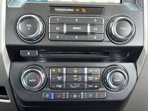 Used 2018 Ford F150 Lariat AWD/4WD image 18