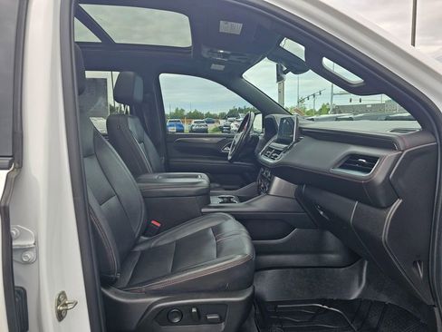 Used 2021 Chevrolet Suburban RST w/ Luxury Package AWD/4WD image 10