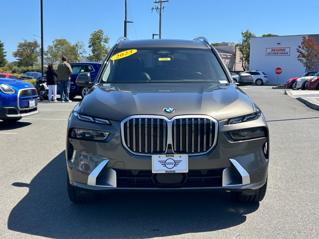 Used 2023 BMW X7 xDrive40i AWD/4WD image 8