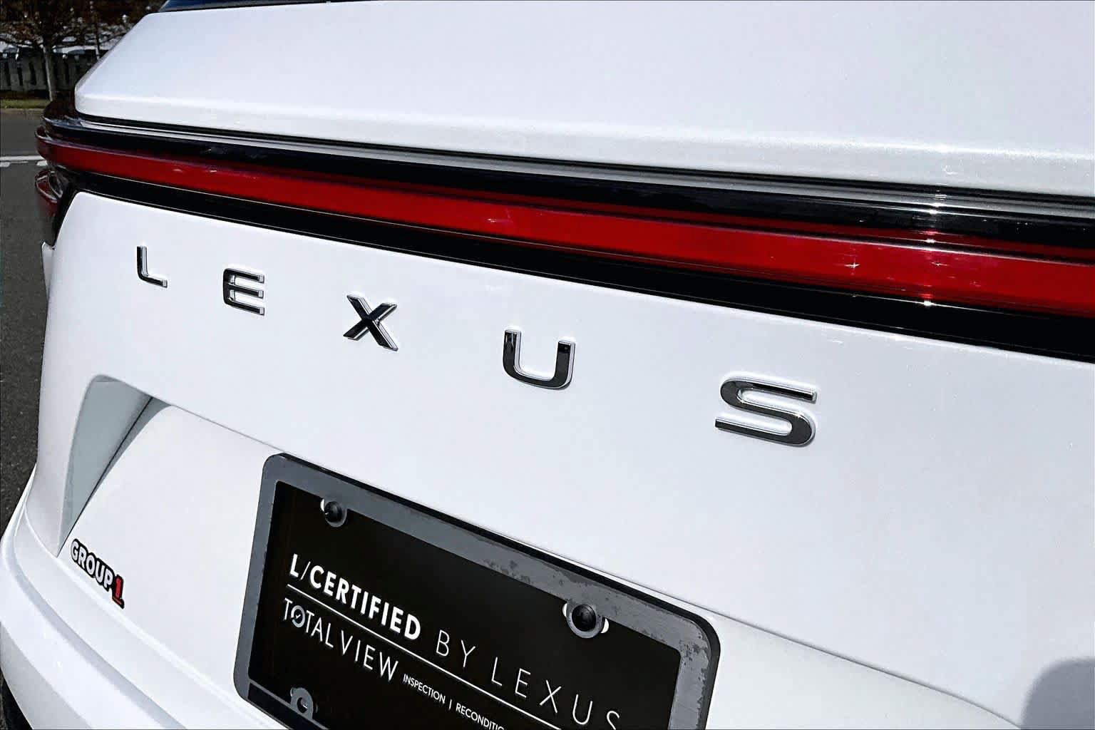 Used 2024 Lexus NX 450h+ F Sport w/ Vision Package AWD/4WD image 9