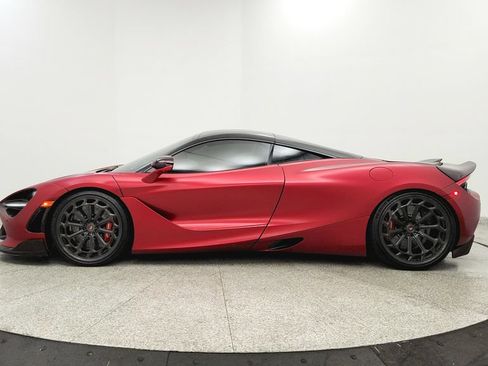 Used 2018 McLaren 720S Performance RWD image 2