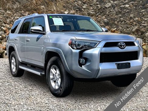 Used 2016 Toyota 4Runner SR5 Premium AWD/4WD image 9