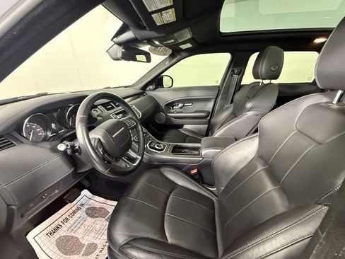 Used 2018 Land Rover Range Rover Evoque SE Premium AWD/4WD image 5
