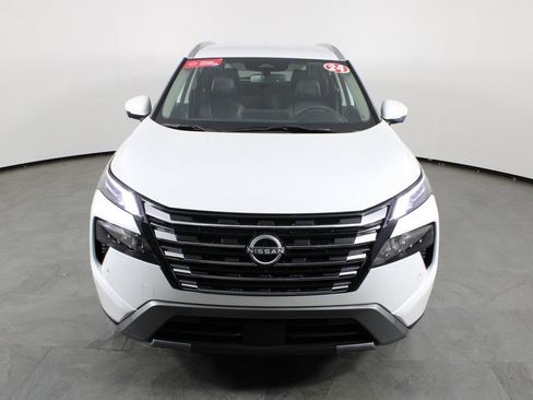 Certified 2024 Nissan Rogue SL FWD image 13