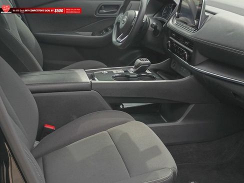 Used 2024 Nissan Rogue S FWD image 21