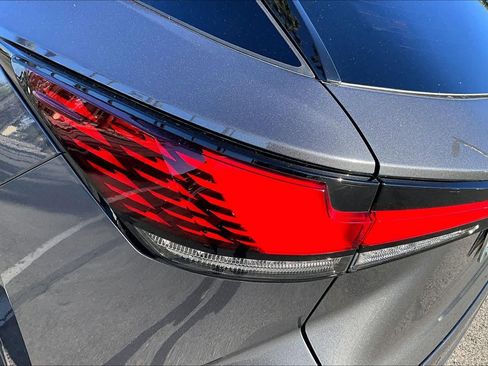 Used 2024 Lexus RX 350 Premium w/ Convenience Package image 27