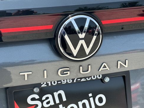 Used 2025 Volkswagen Tiguan S FWD image 45