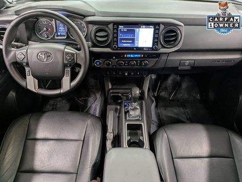 Used 2021 Toyota Tacoma TRD Off-Road w/ TRD Premium Off Road Package AWD/4WD image 24