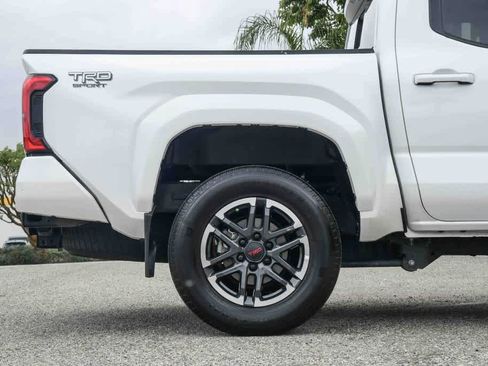 Used 2024 Toyota Tacoma TRD Sport w/ TRD Sport Upgrade Package AWD/4WD image 10