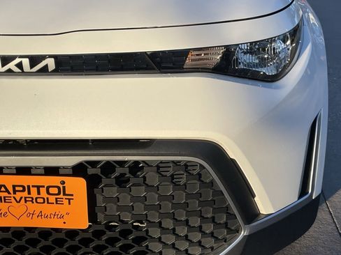 Used 2024 Kia Soul LX w/ Option Group 015 image 7