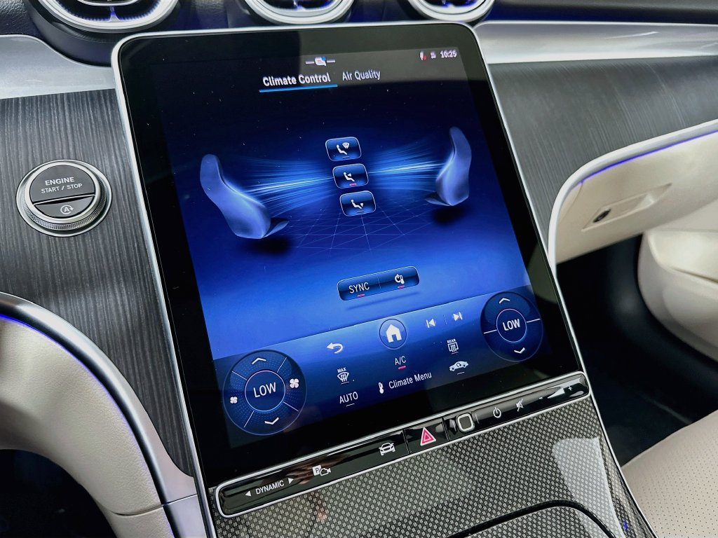 Used 2026 Mercedes-Benz C 300 Sedan image 16