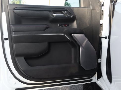 Used 2022 GMC Sierra 1500 AT4X image 15