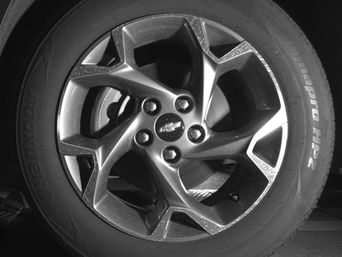 Used 2025 Chevrolet Trax LT w/ LT Convenience Package FWD image 12