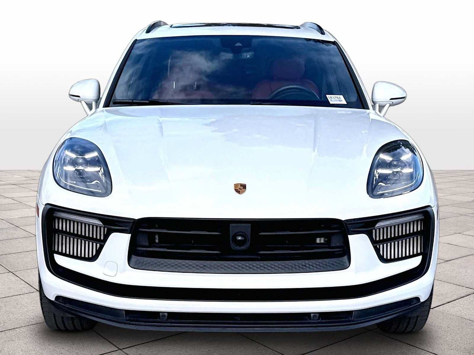 Used 2022 Porsche Macan S AWD/4WD image 3