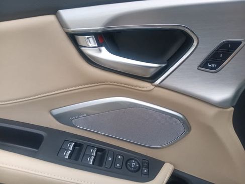 Used 2023 Acura RDX AWD w/ Technology Package image 16