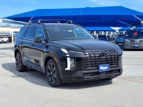 Used 2025 Hyundai Palisade XRT FWD image 3