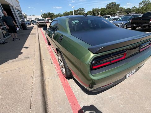 Used 2020 Dodge Challenger R/T Scat Pack RWD image 6