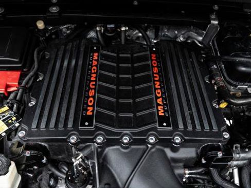 Used 2025 Jeep Wrangler Unlimited Sport image 23