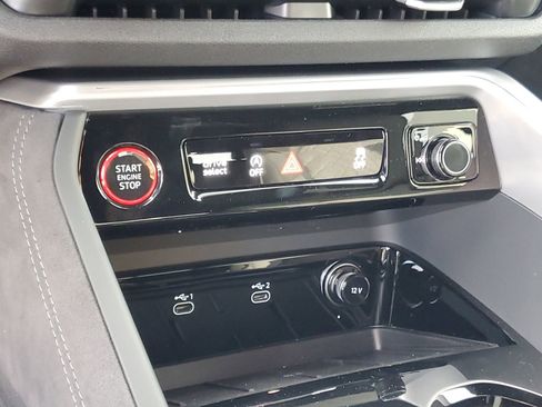 New 2025 Audi SQ5 Premium Plus image 29