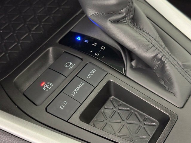 Used 2023 Toyota RAV4 XLE w/ Convenience Package FWD image 25