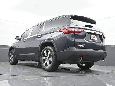 Used 2020 Chevrolet Traverse LT w/ LT Premium Package FWD image 52