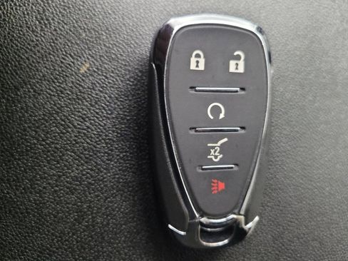 Used 2023 Chevrolet Equinox LT w/ Driver Convenience Package image 32