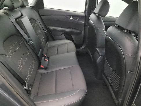 Used 2023 Kia Forte GT-Line FWD image 19