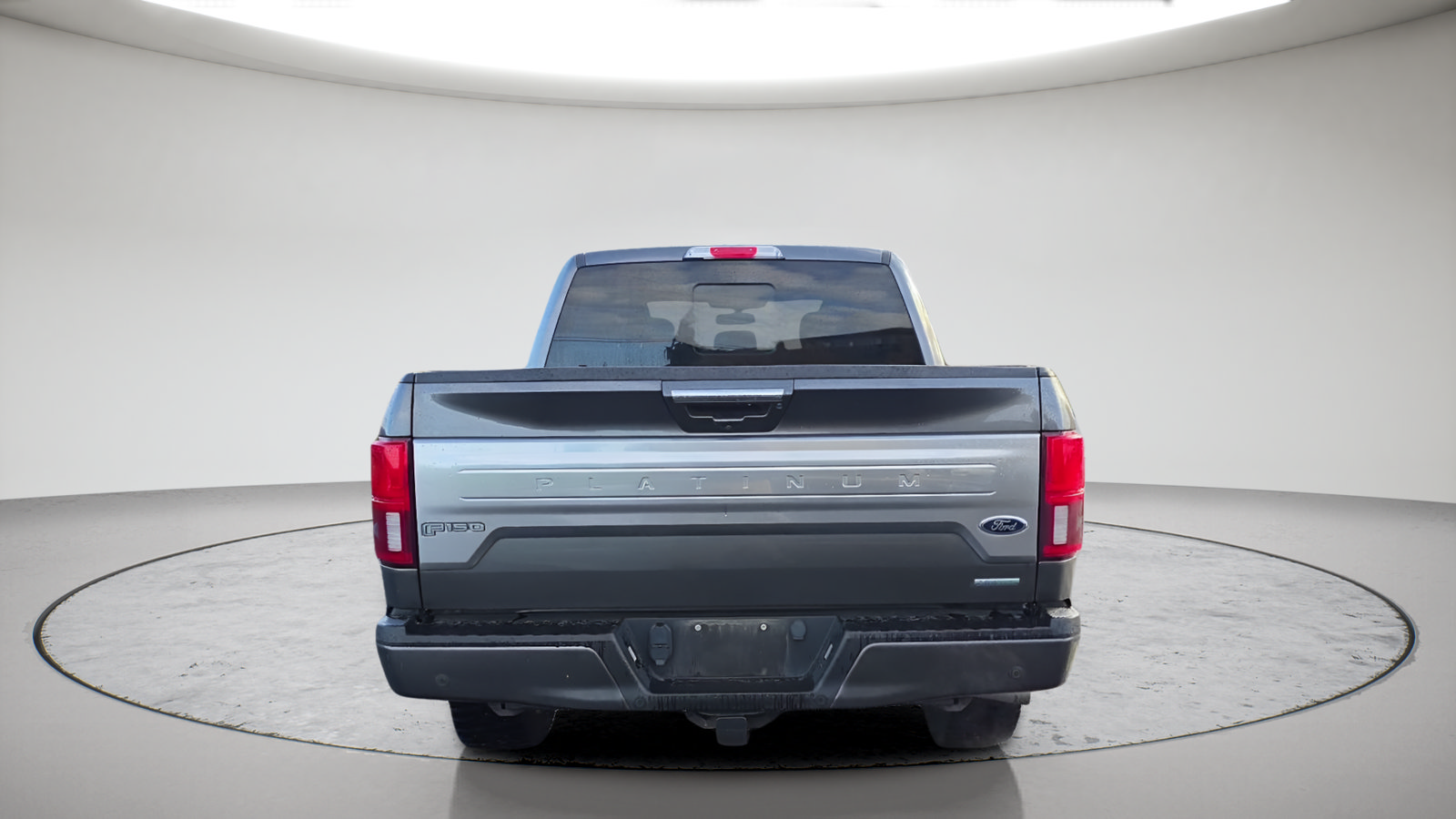 Used 2018 Ford F150 Platinum w/ Equipment Group 701A Luxury AWD/4WD image 8