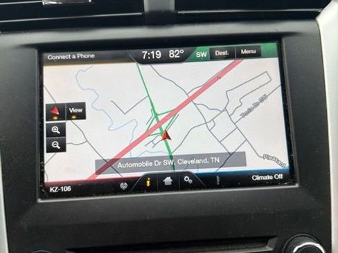 Used 2016 Ford Fusion SE FWD image 38